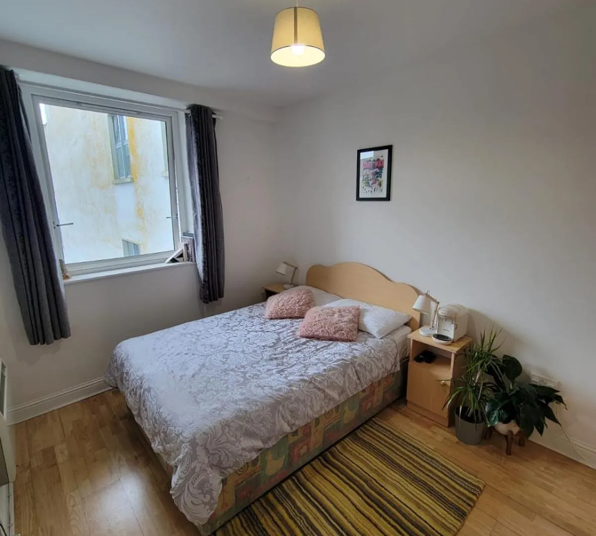 Central Stay With Free Parking Private Room In Shared Flat Galway Homestay