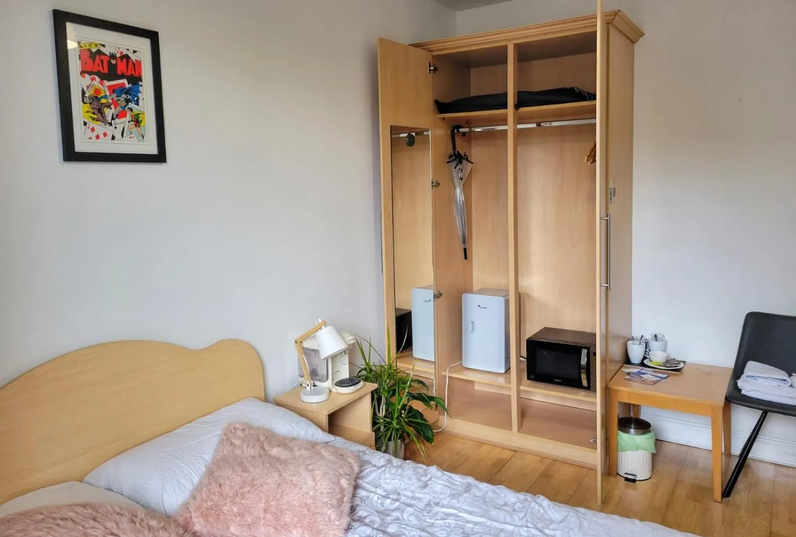 Central Stay With Free Parking Private Room In Shared Flat Galway Homestay
